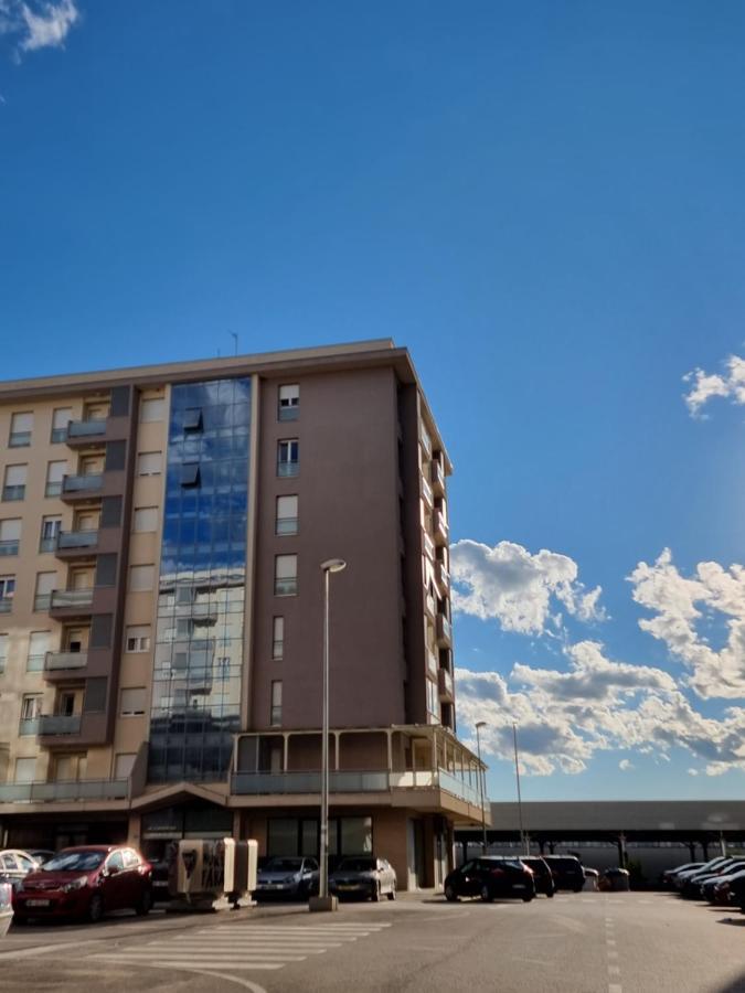 Adrianna Apartment City Kvart Podgorica Ngoại thất bức ảnh